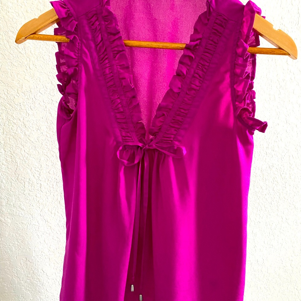 Banana Republic sleeveless blouse XS